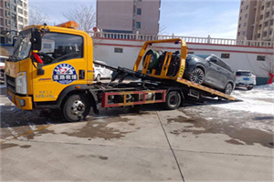 察哈尔右翼前旗救援拖车费用怎么算