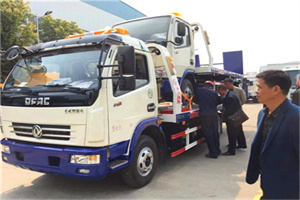 察哈尔右翼前旗汽车道路救援拖车价格